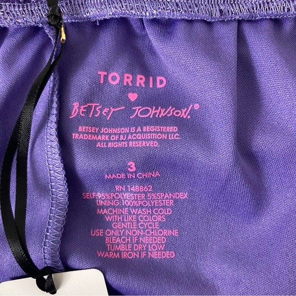 Torrid Betsey Johnson Flare Pants Plus Size 3X Purple Roses Graphic Print Flowy - Picture 4 of 12